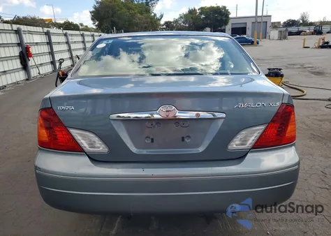 2002 Toyota Avalon Xl z USA, uszkodzony, nr VIN 4T1BF28B72U205055